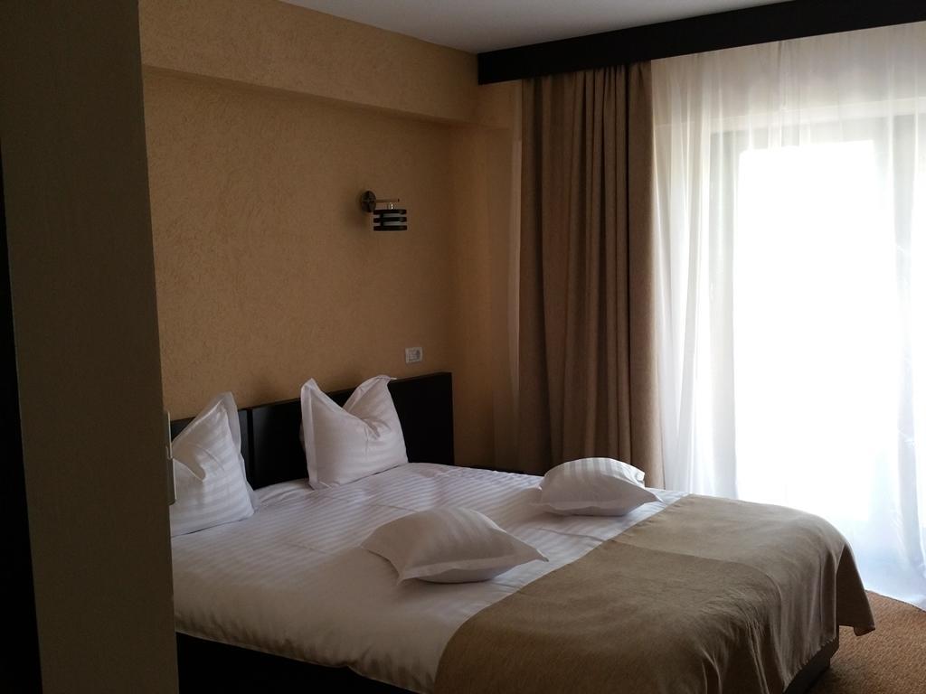 Pensiunea Berna Bacău Quarto foto